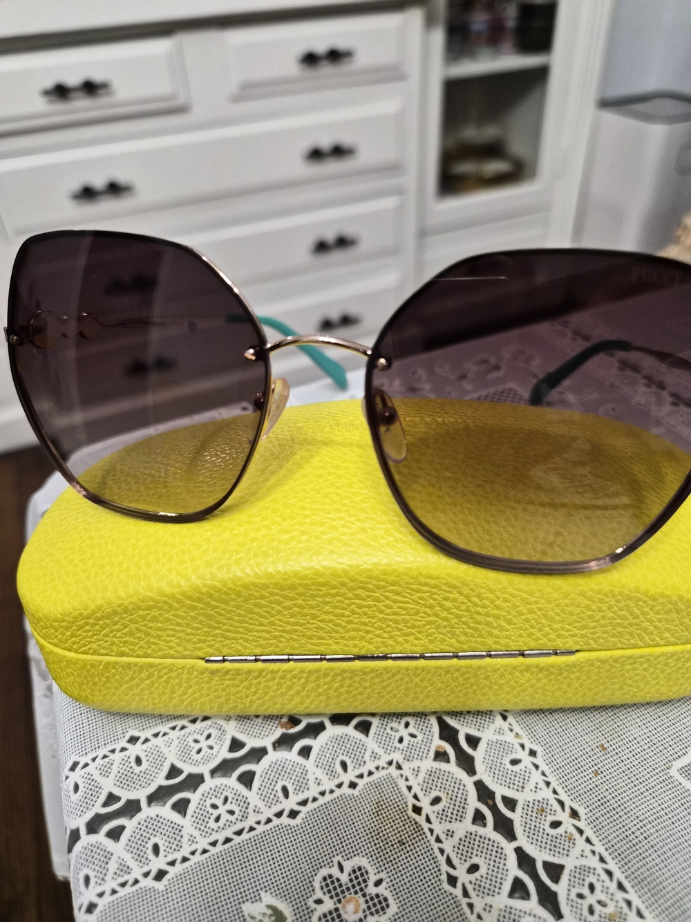 Emilio Pucci Women's Oversized Pink Gradient Sunglasses - Picture 5 of 5